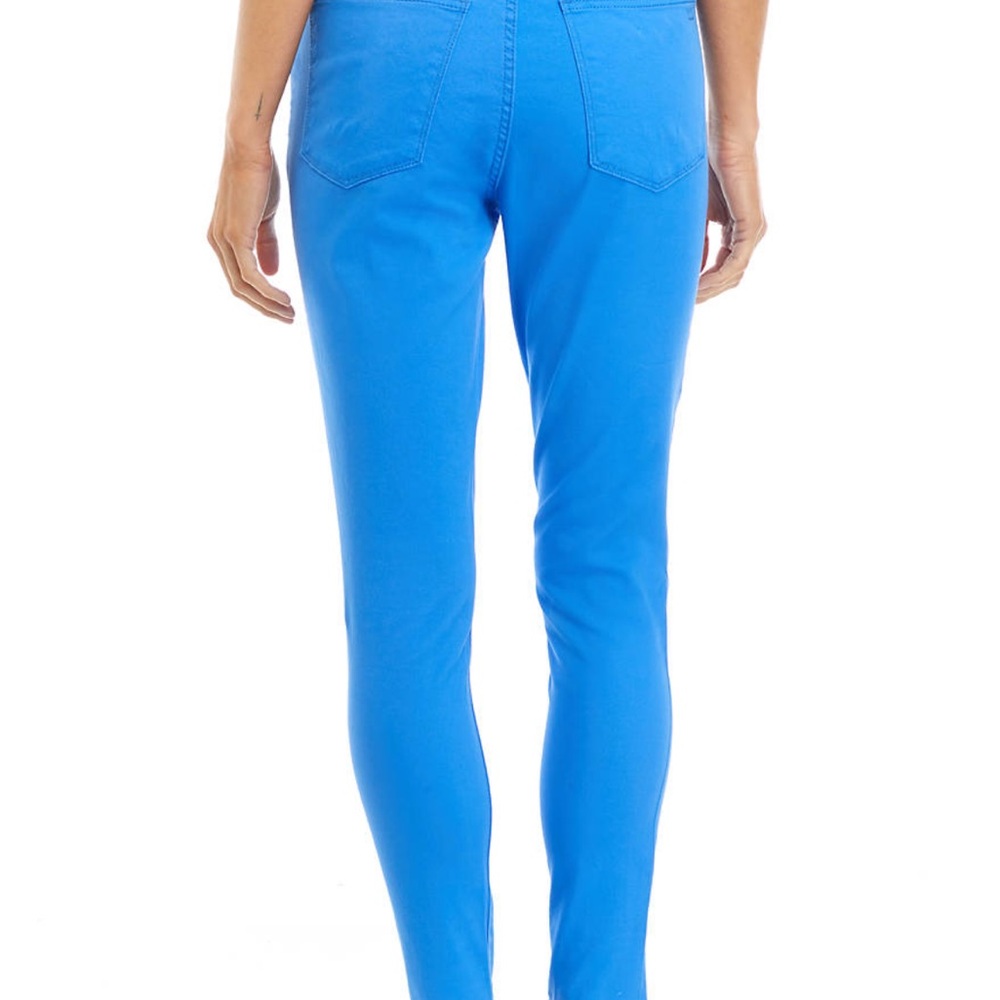 Crown & Ivy Women's High Rise Skinny Fashion
Jeans